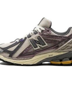 New Balance 1906R Licorice