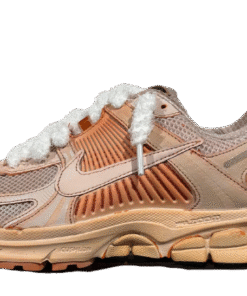 Vomero 5 Peach Fluffy